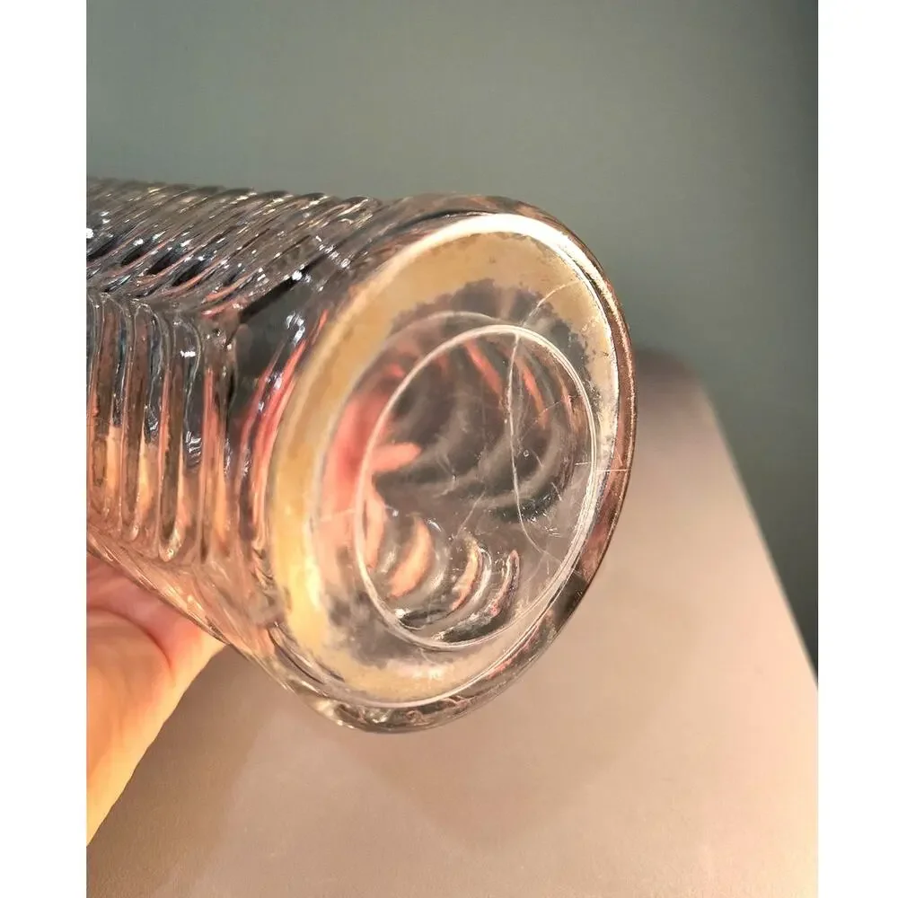 777. Cylindrical Glass Vase Scalloped Rim Swag Curtain Design
